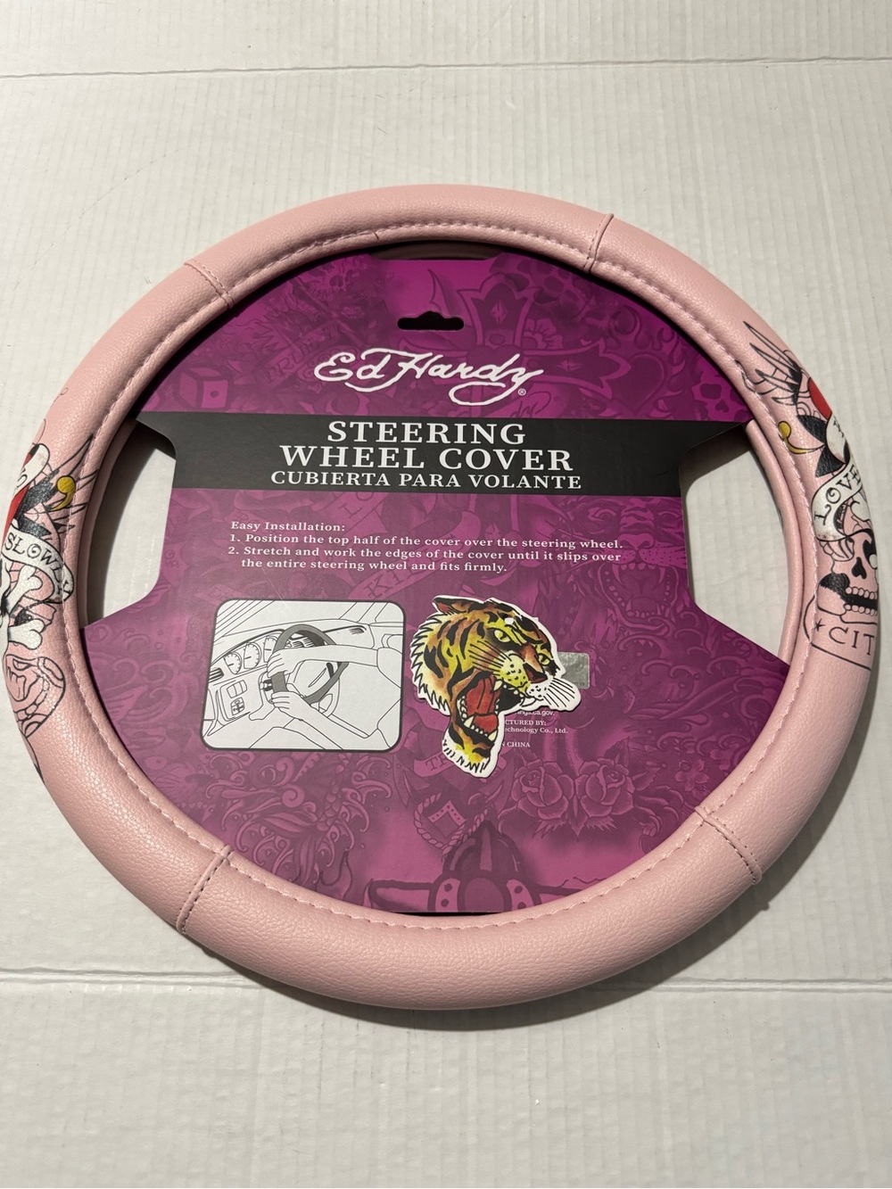 Ed Hardy skull design pink black Steering Wheel Cover BNWT